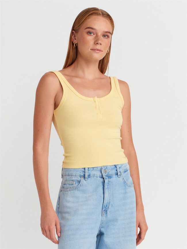 Yakası Çıtçıtlı Atlet 21096 Açık Sarı