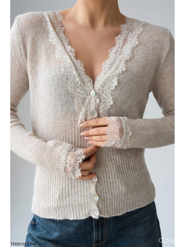 Yakası Dantelli Hırka TH261013 Bej
