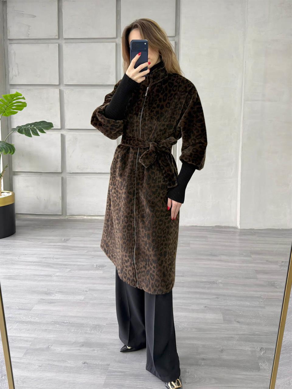 70040-1 Bileği Geniş Lastikli Leopar Kürk Kaban Kahve - Coral