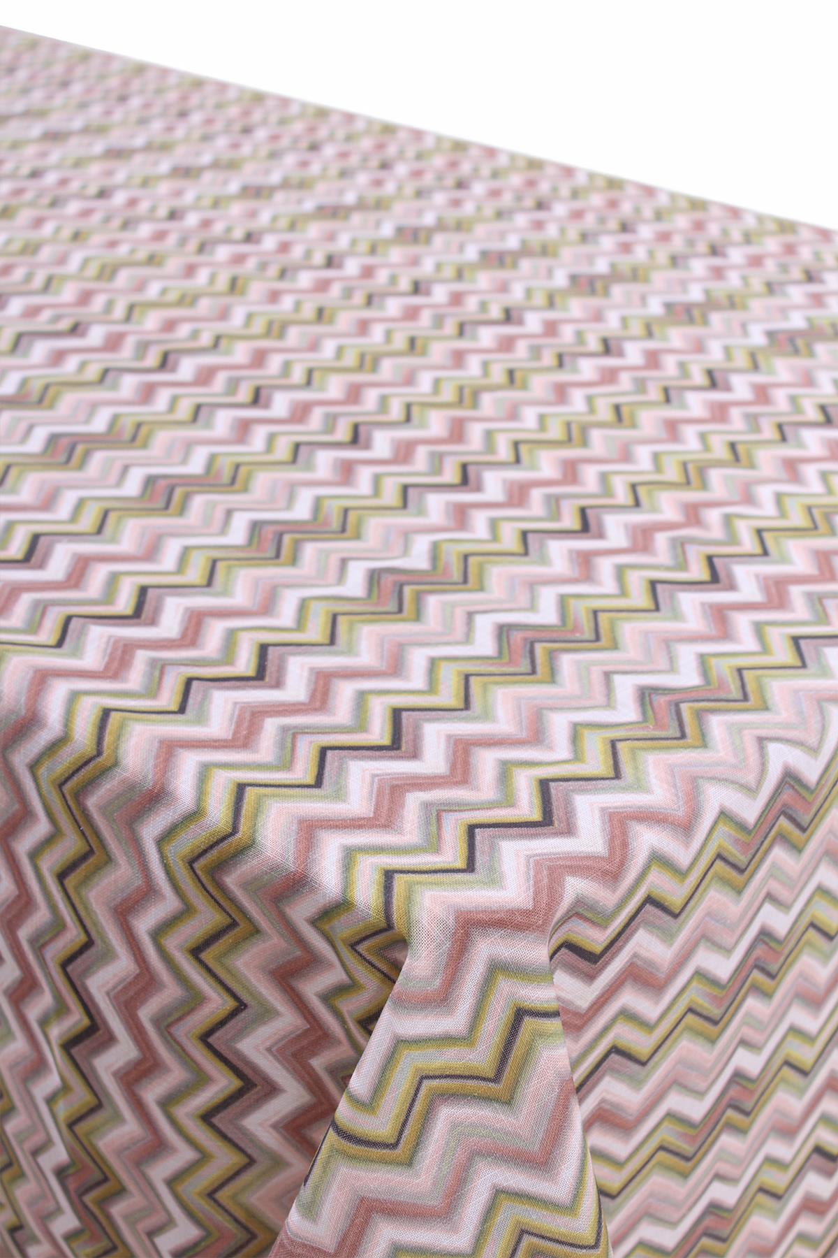 Missoni Desenli Renkli Masa Örtüsü