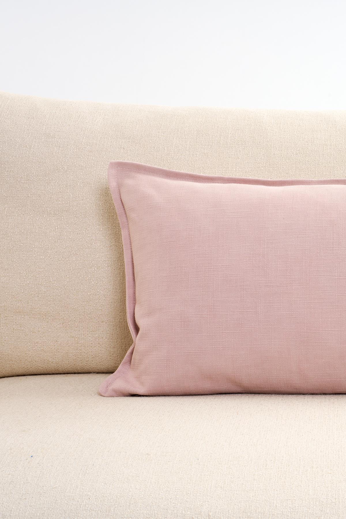 Romantic Floral Pembe Keten Kırlent Kılıfı 