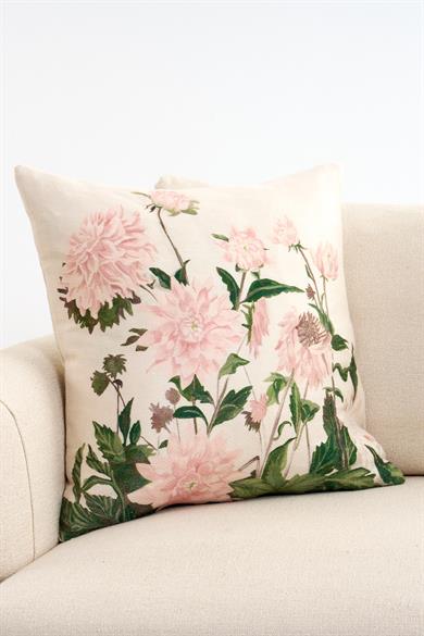 Romantic Floral Bej Çiçekli Kırlent Kılıfı