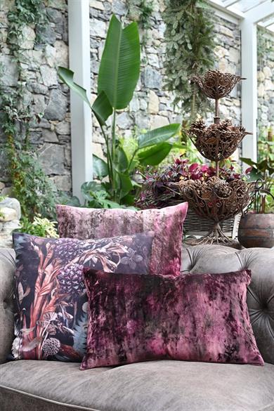 Warm Winter Bordo Batik Boyalı Kadife 35X55 Dikdörtgen Kırlent Kılıfı