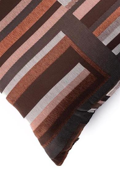 Warm Winter Oranj Kahverengi Tonlarında Geometrik Desenli 50x50 Kare Kırlent Kılıfı