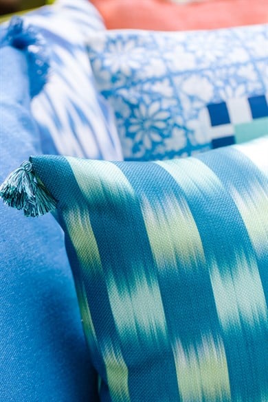 Multi Flower Degrade Geçişli Saks 45x45 cm Kare Kırlent Kılıfı