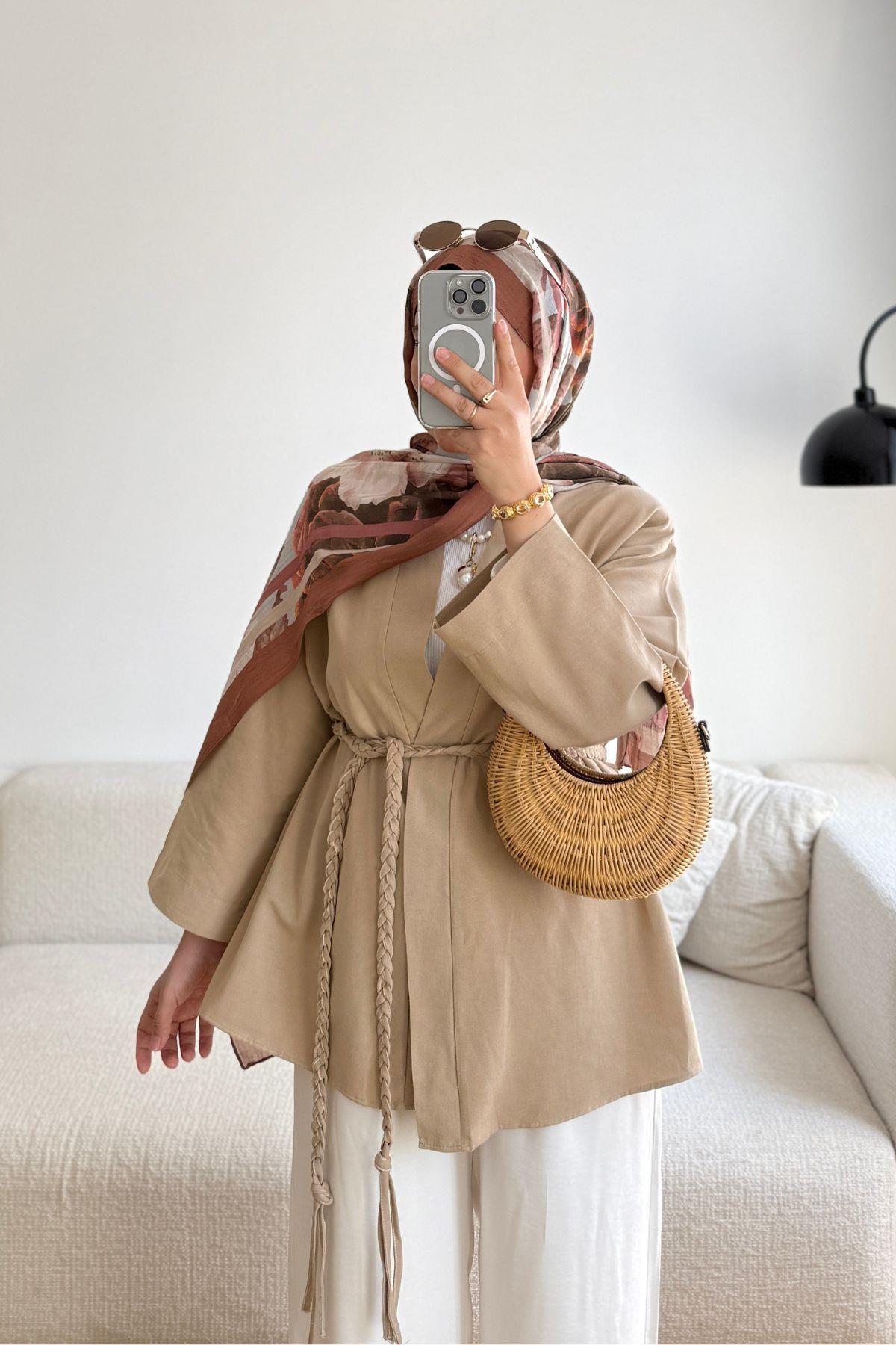 BEJ ÖRGÜ KEMERLİ KİMONO