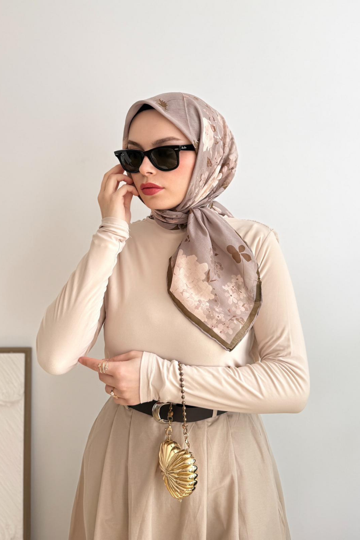 BEJ ORTANCA ÇİÇEK EŞARP