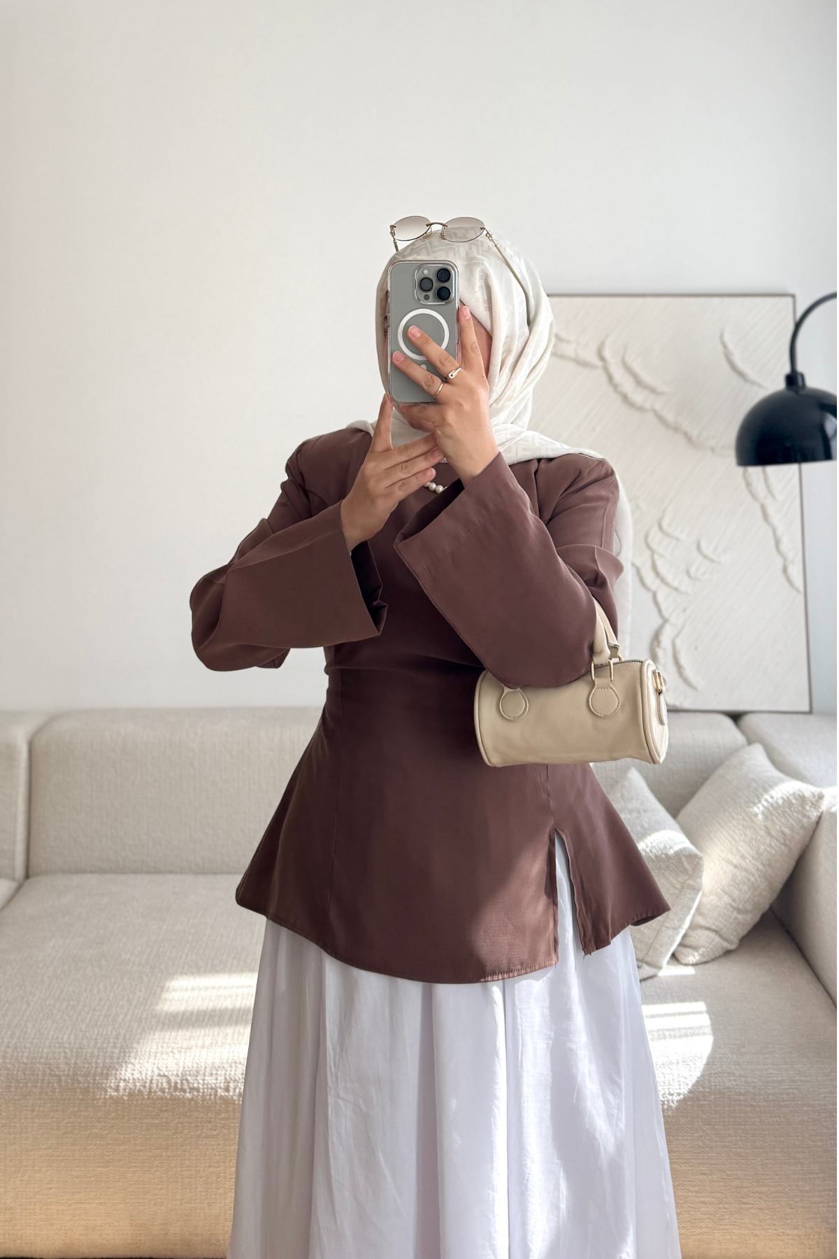 KAHVE YIRTMAÇ DETAYLI MODEL GÖMLEK