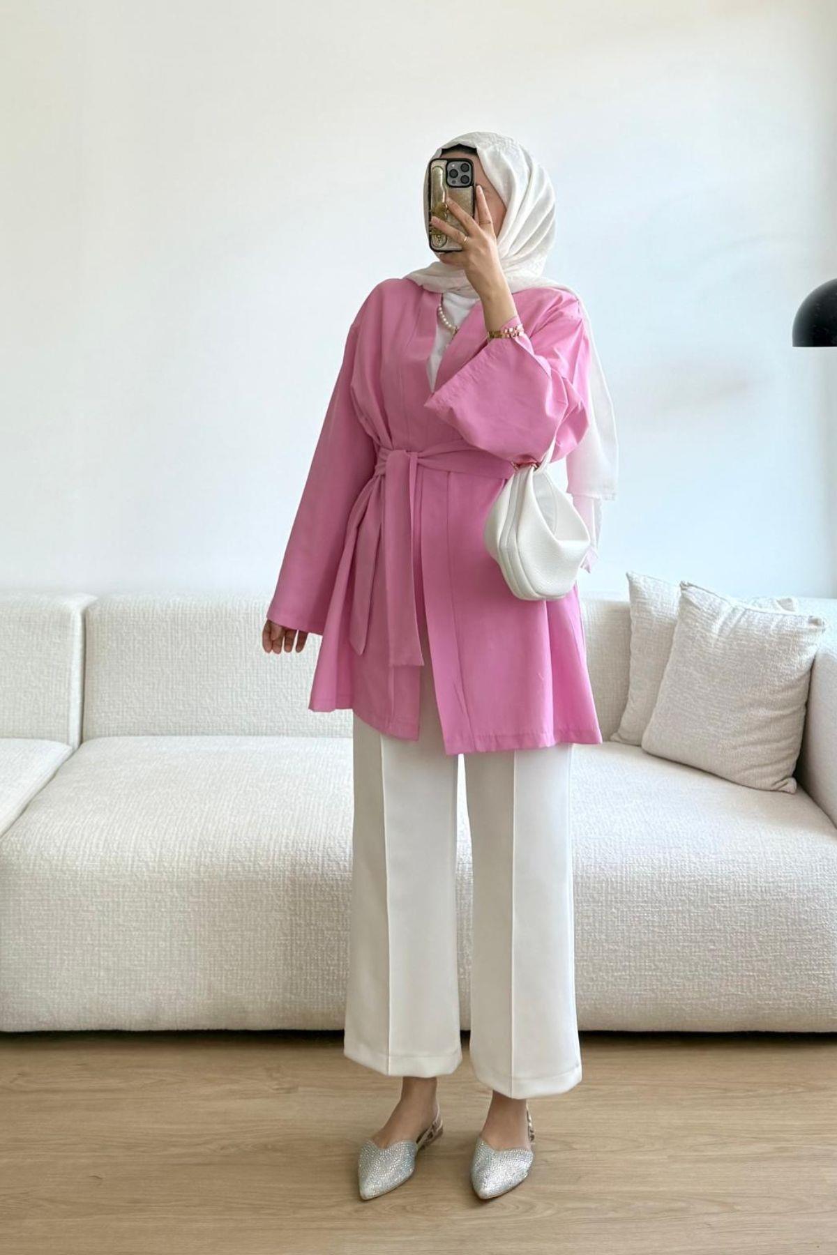 PEMBE CEPLİ KUŞAKLI KİMONO