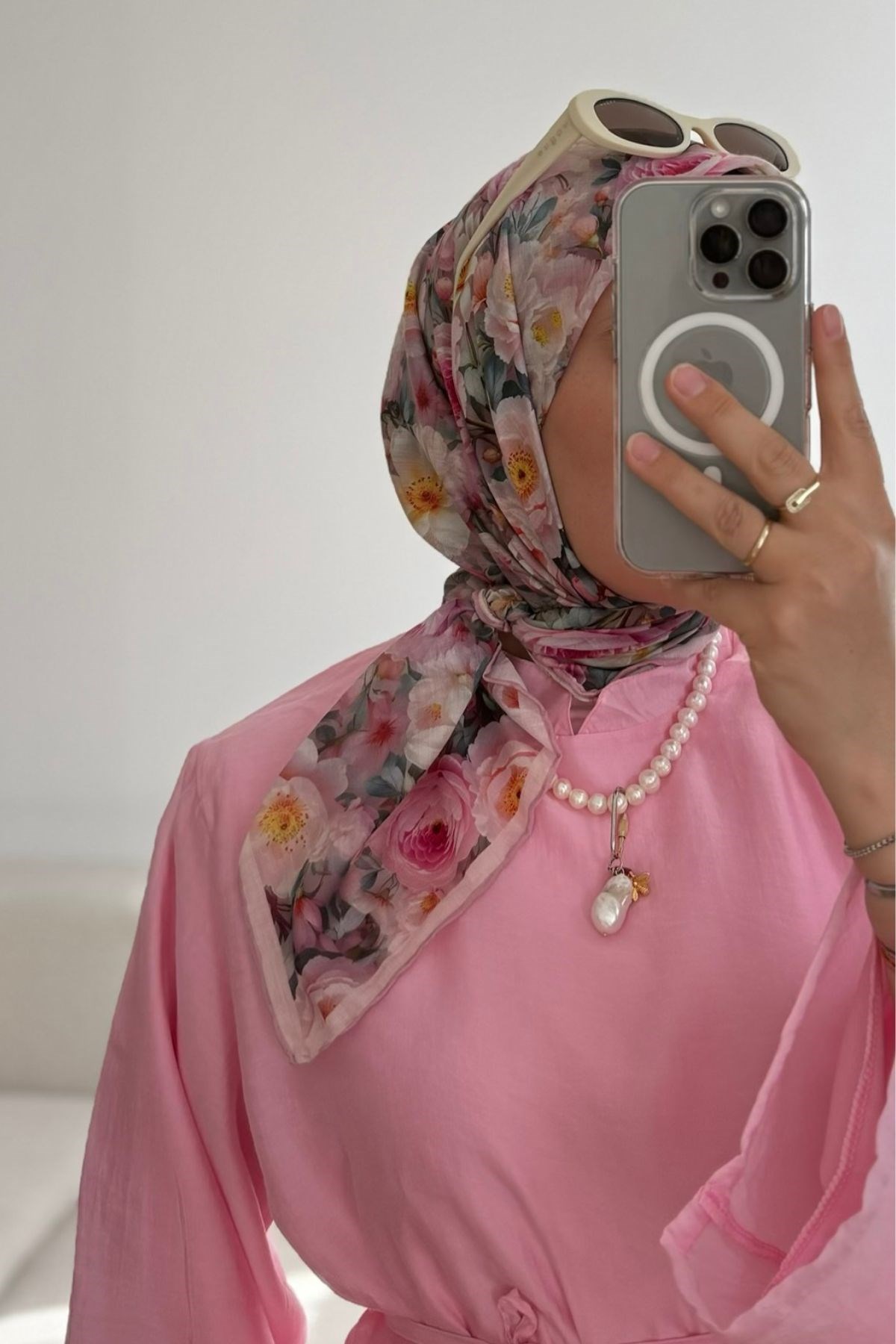 PEMBE LAARA GÜL ÇİÇEK EŞARP
