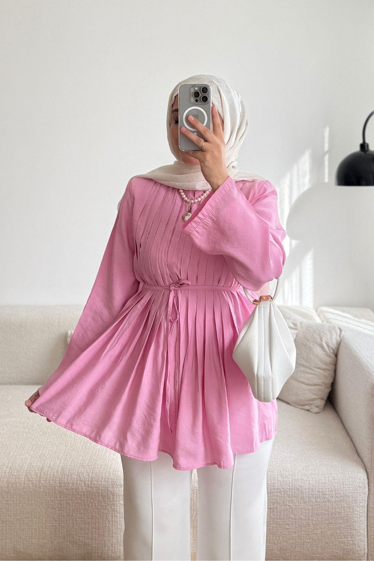 PEMBE ÖNÜ PİLELİ TUNİK