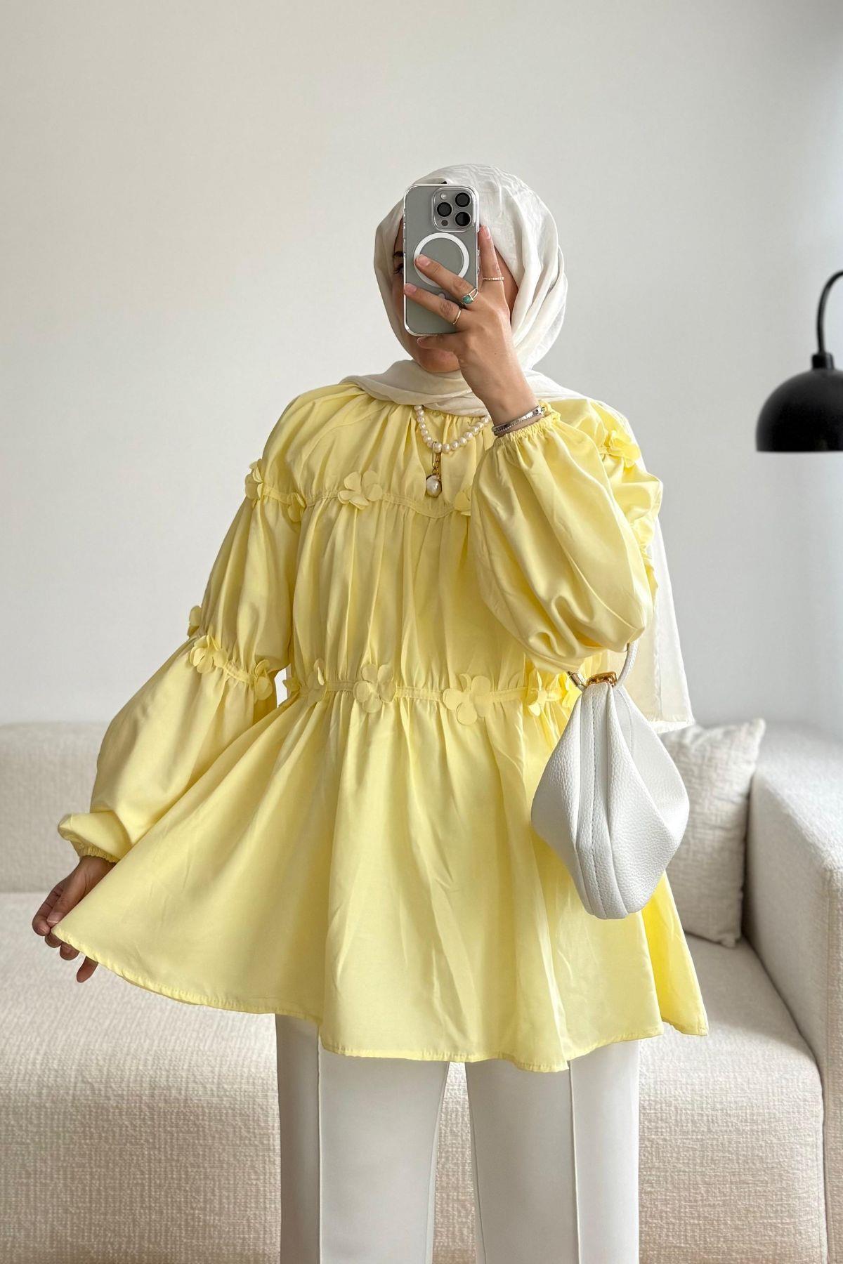 SOFT SARI ÇİÇEK DETAYLI GÖMLEK