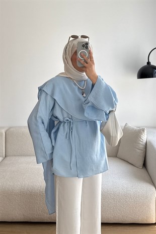 MAVİ MÜSLİNER ÖNÜ ŞALLI BLUZ 