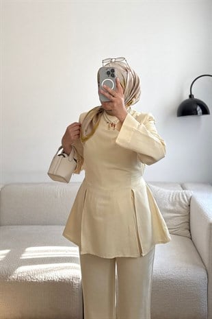 SOFT SARI GİNNY YIRTMAÇ DETAYLI  PANTOLONLU TAKIM