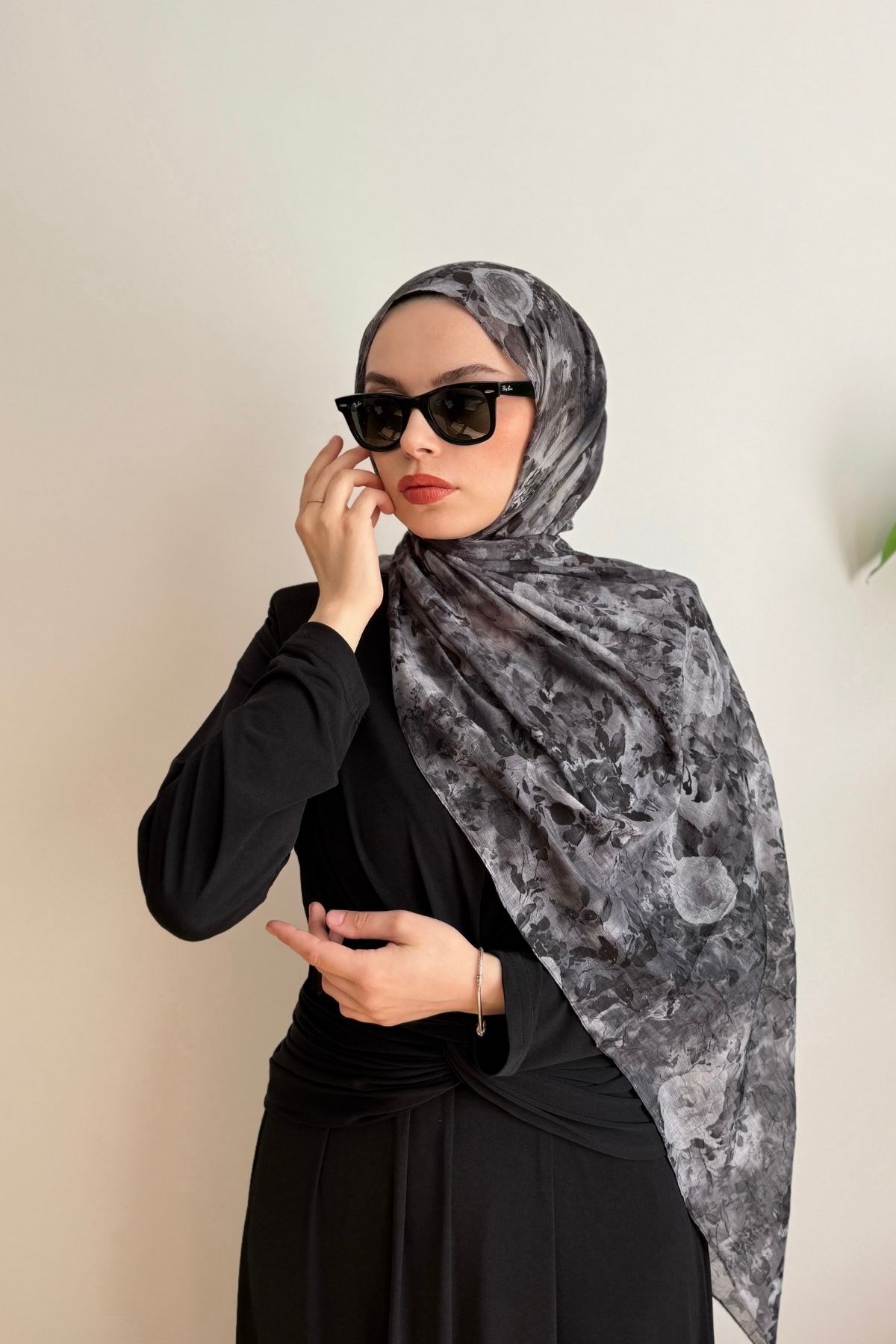 02 SİYAH SLESH ŞAL