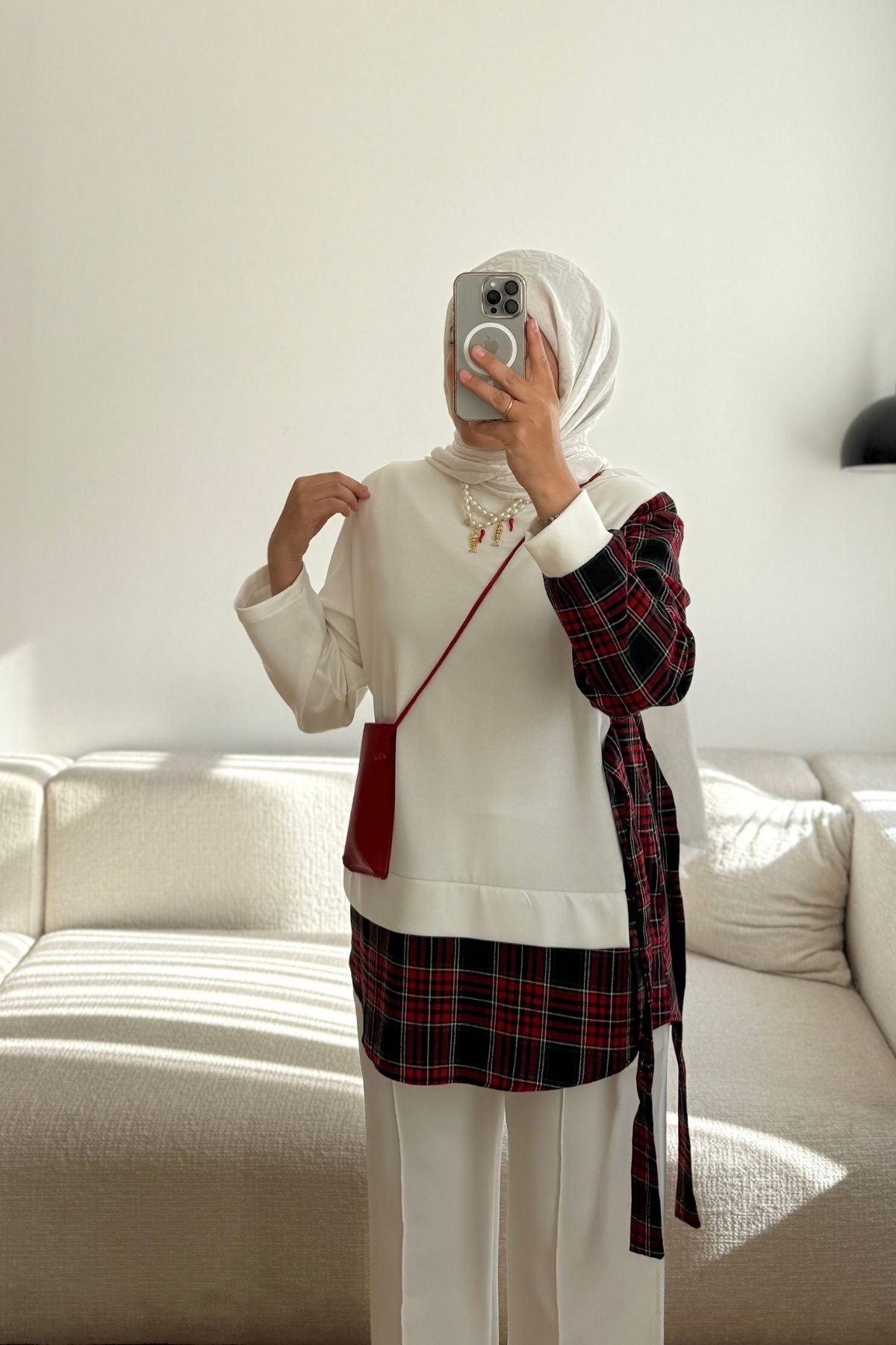 6196 BEYAZ EKOSE DETAYLI BAĞLAMALI SWEATSHIRT
