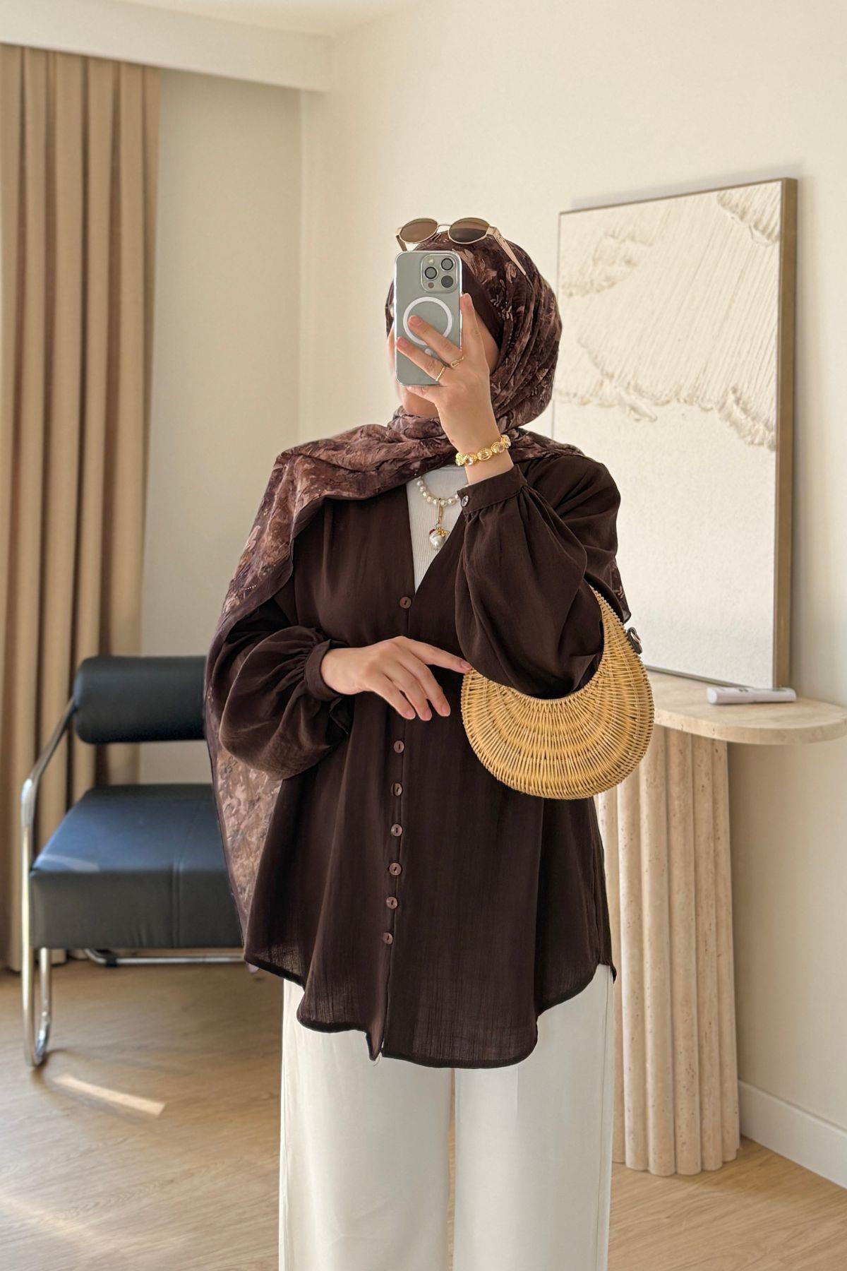 ACI KAHVE BRİT DÜGMELİ GÖMLEK