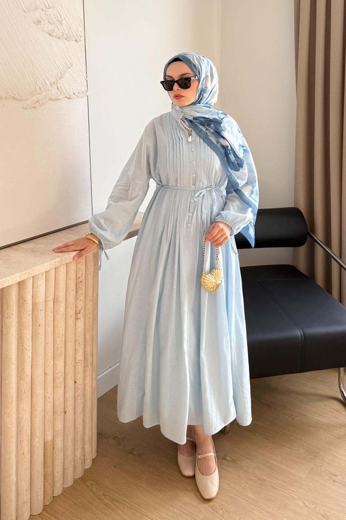 BEBE MAVİ ÖNÜ PİLE DETAYLI ELBİSE 