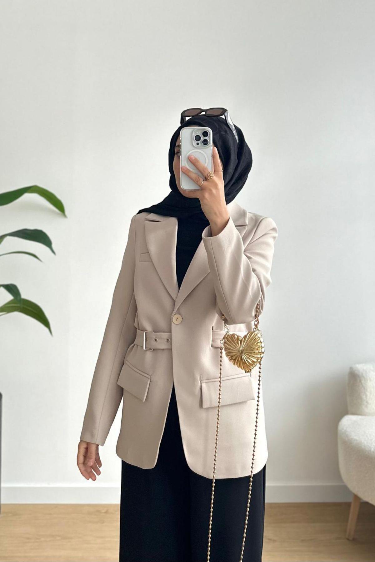 BEJ KEMER DETAYLI TASARIM BLAZER CEKET