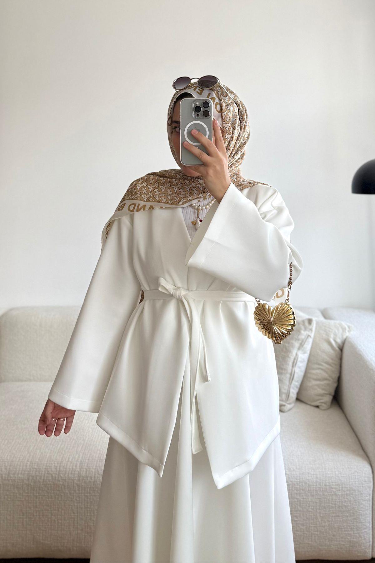 BEYAZ SCUBA KUŞAKLI KİMONO