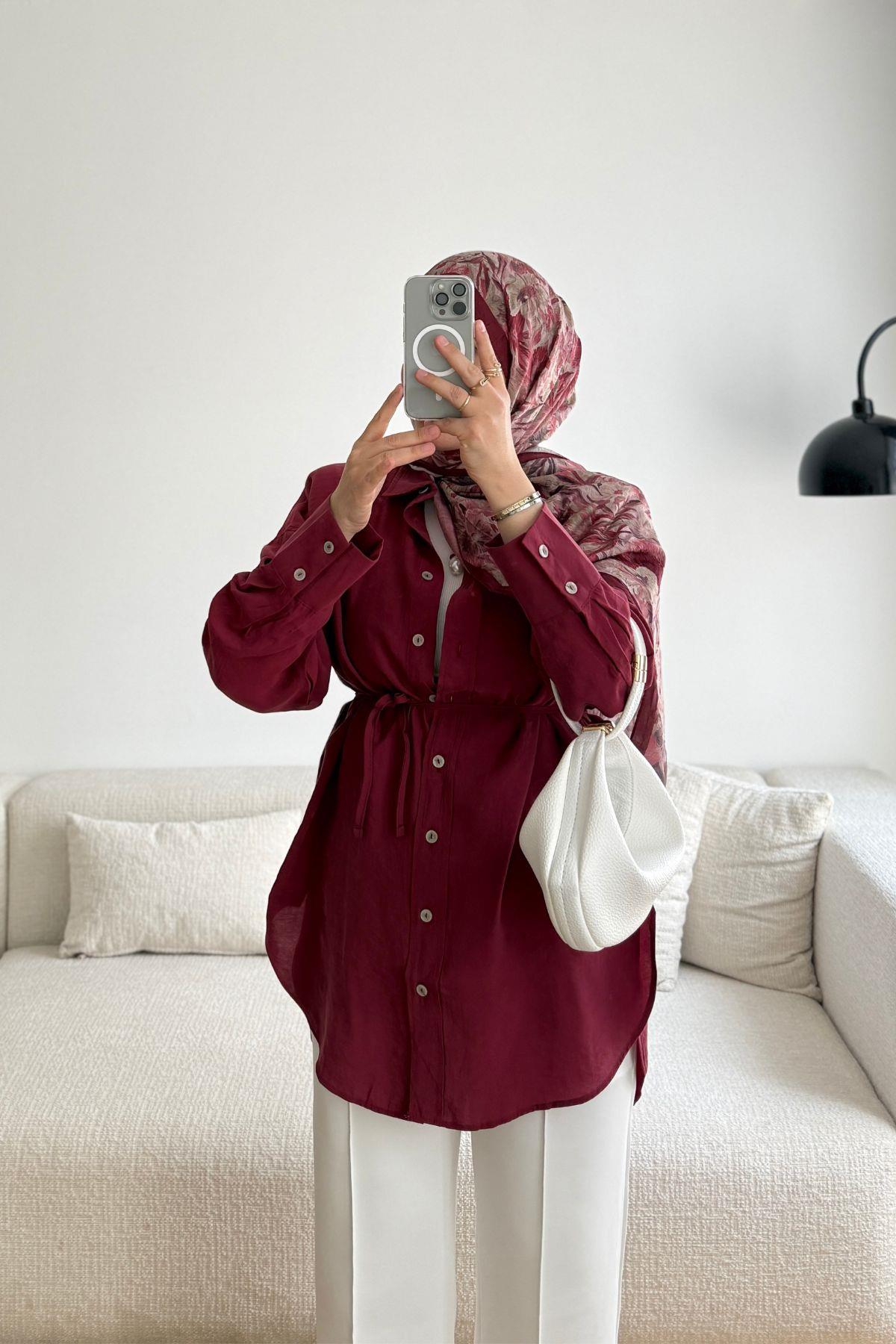 BORDO MODAL YAKASI DİKİŞLİ GÖMLEK
