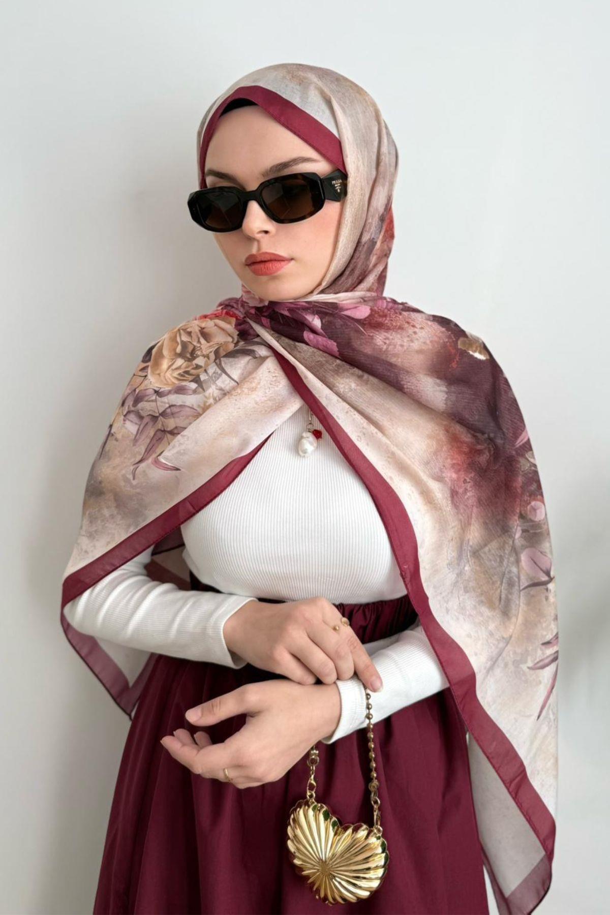 BORDO ŞERİTLİ GÜL DESENLİ ŞAL