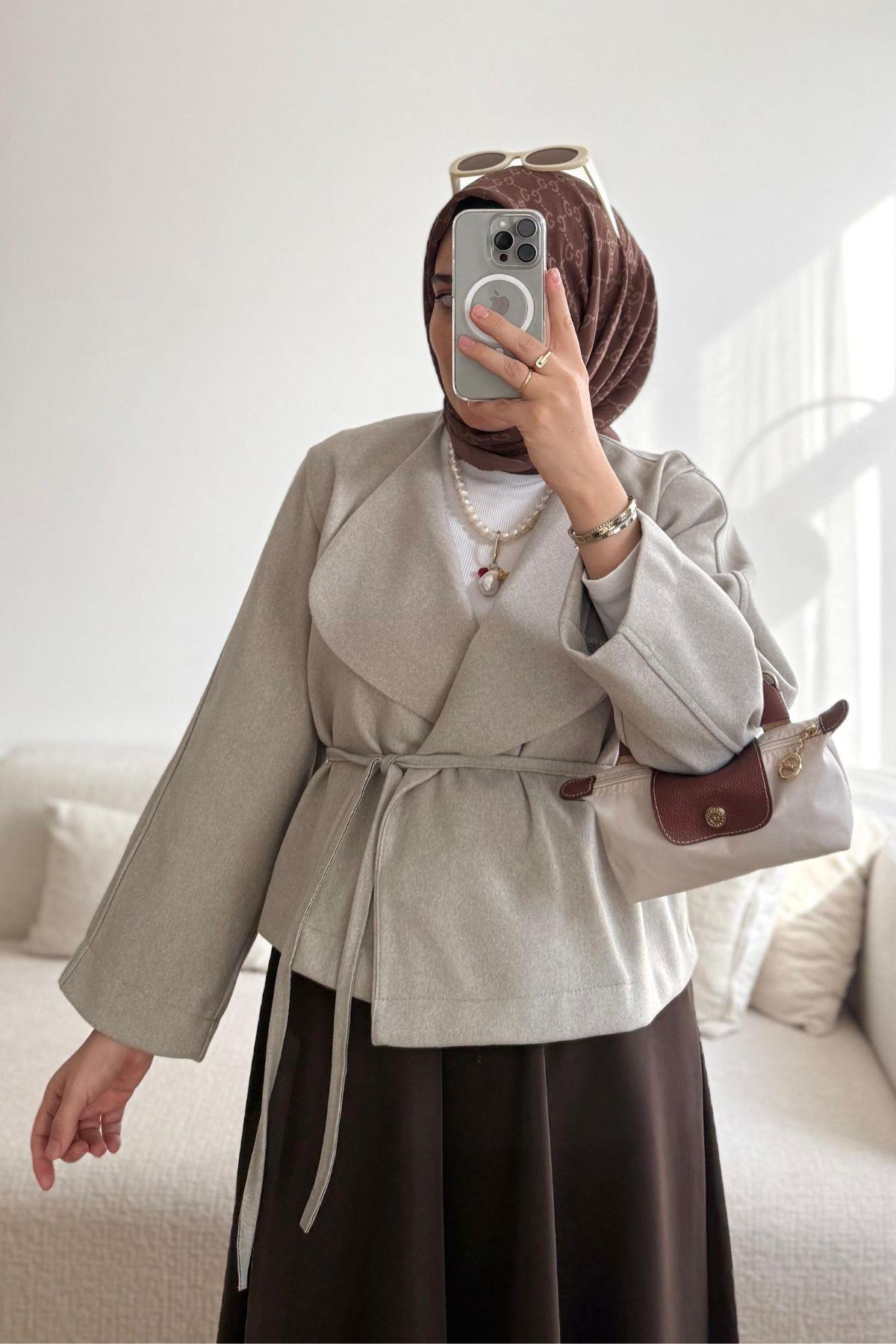 GRİ KUŞAKLI KAŞE KABAN