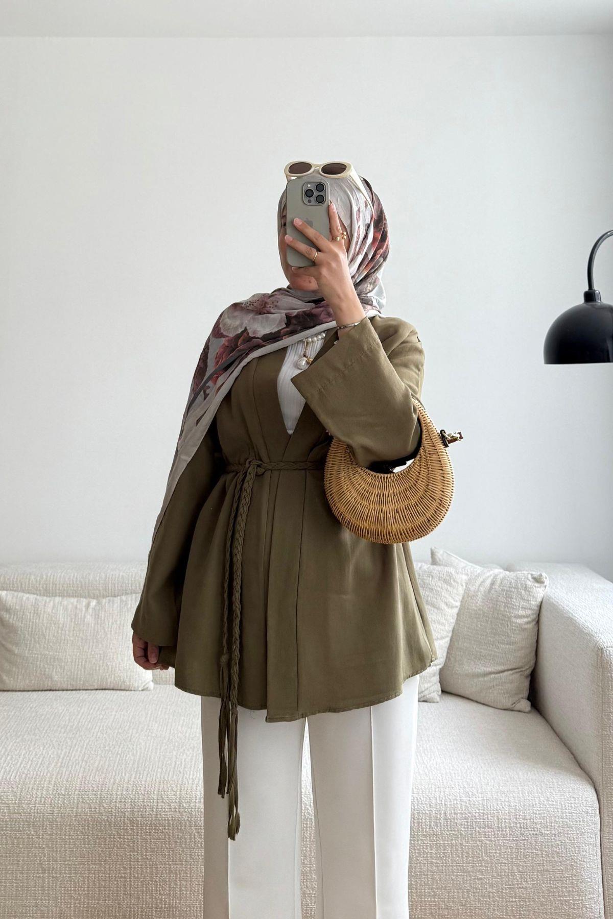 HAKİ ÖRGÜ KEMERLİ KİMONA