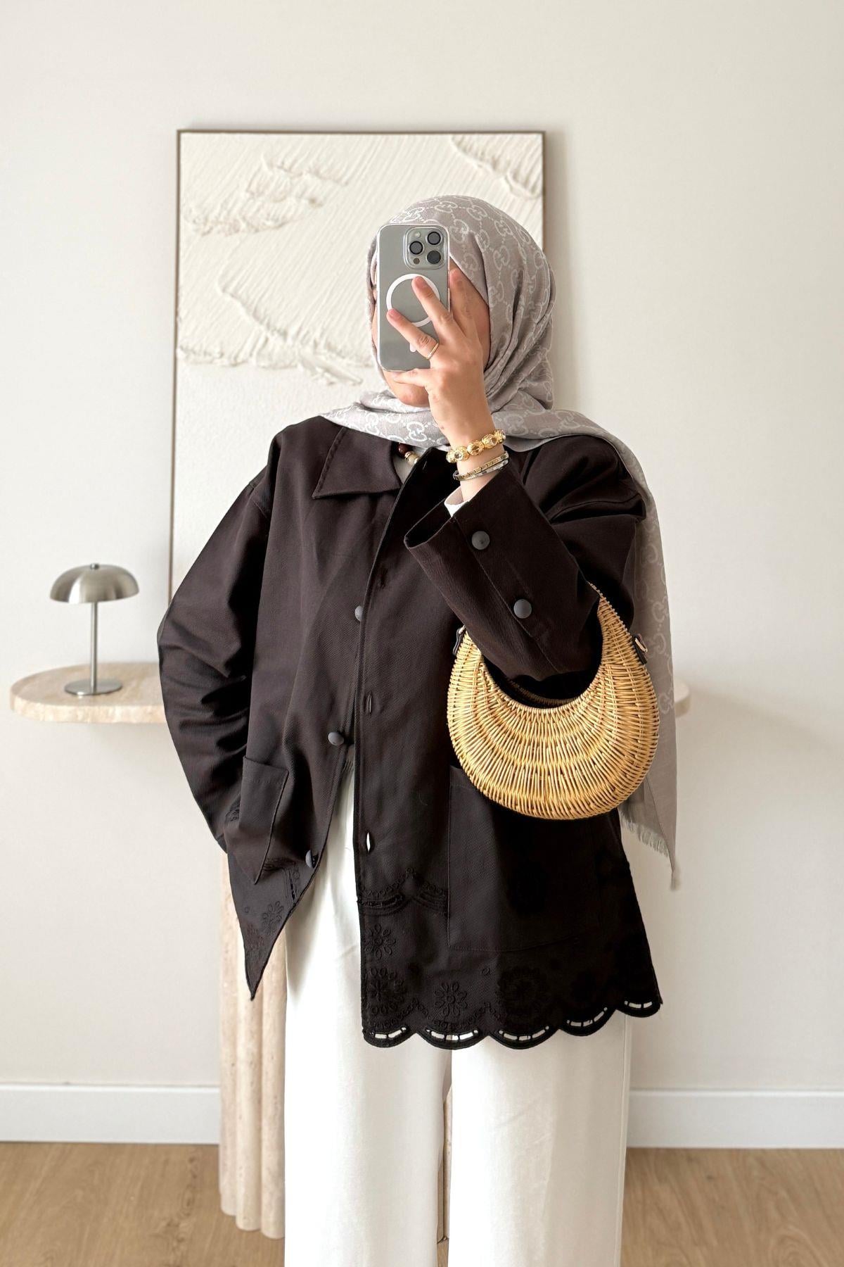 KAHVE ETEĞİ NAKIŞLI CEPLİ CEKET