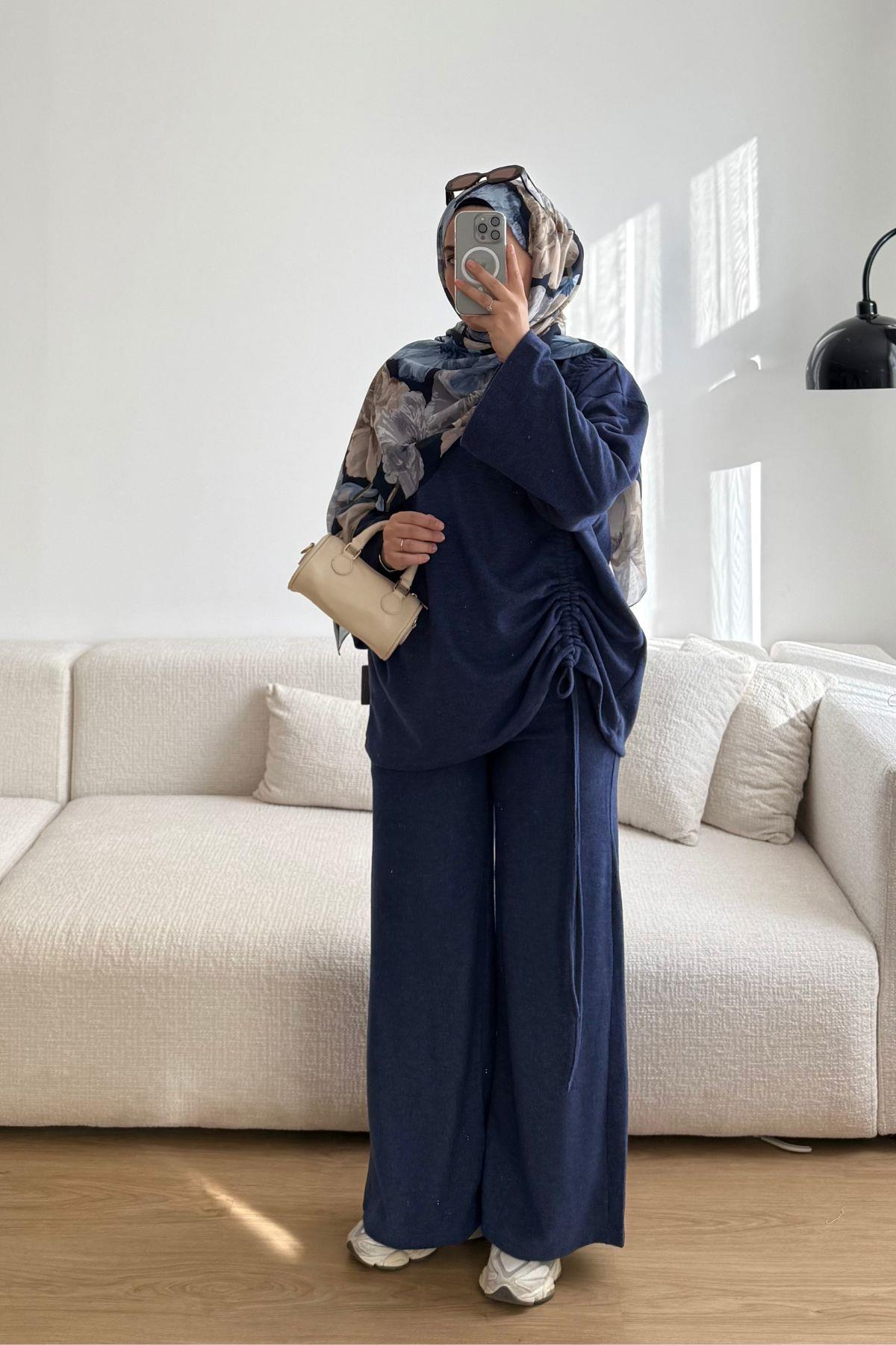 LACİVERT BLUZU YANDAN BÜZGÜLÜ TAKIM 