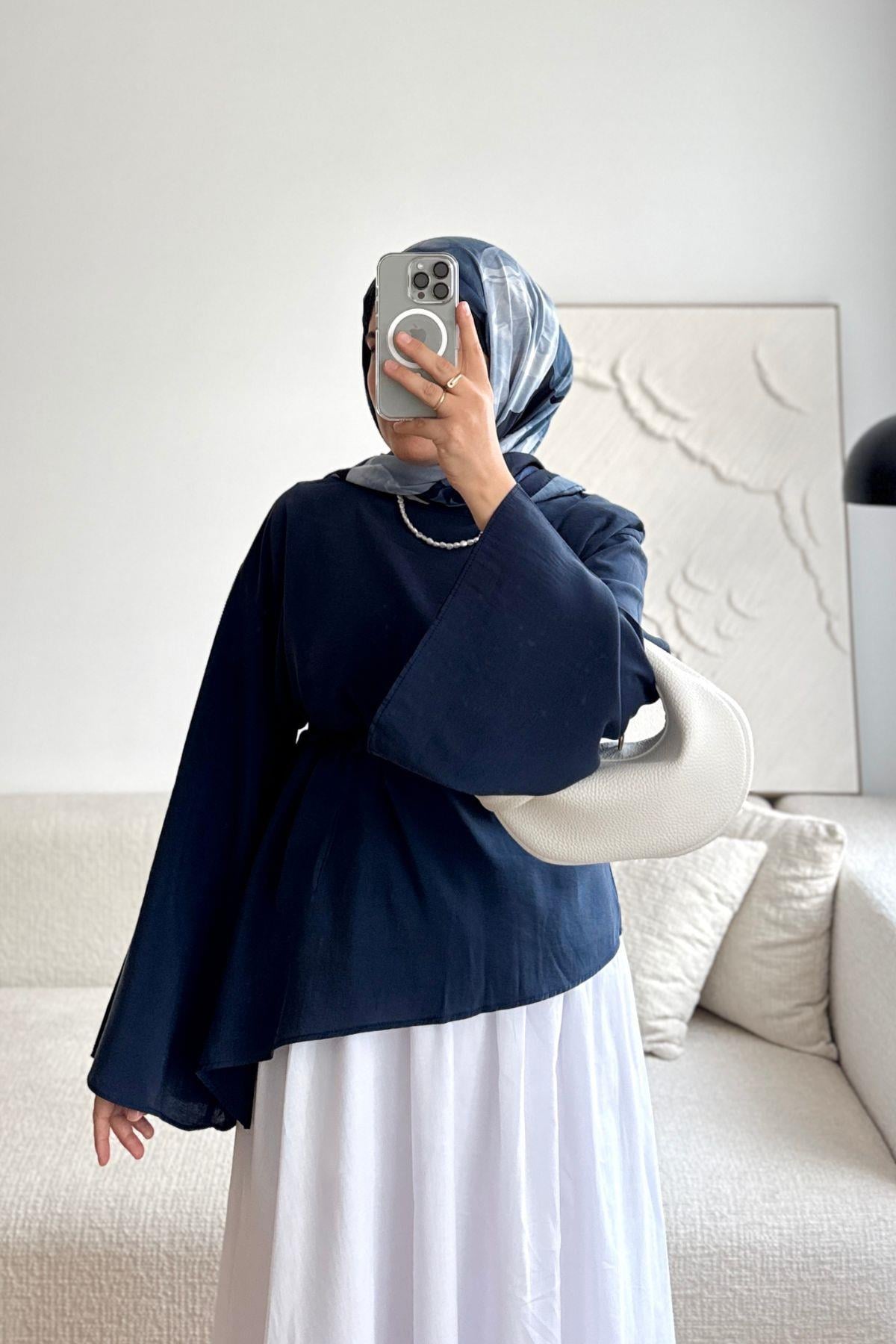 LACİVERT ETEĞİ ÇAPRAZ KESİM GÖMLEK