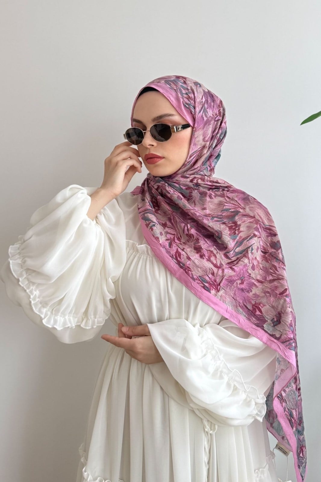 PEMBE DESENLİ OLİVİA KRAŞ ŞAL