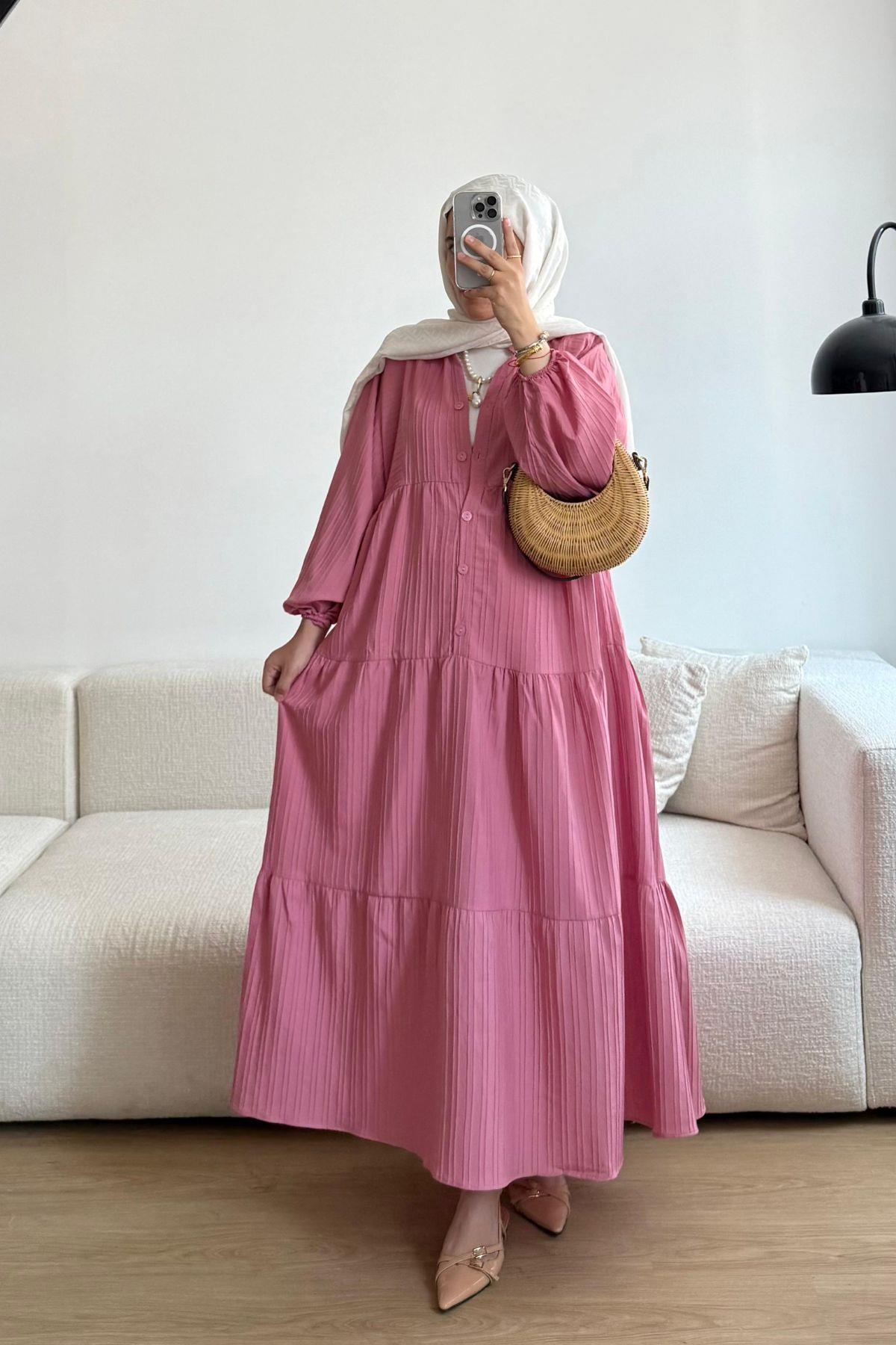 PEMBE KABARTMA ÇİZGİLİ ELBİSE 