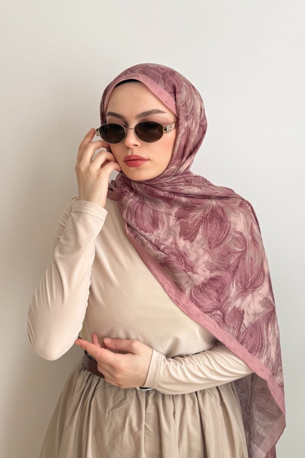 PEMBE LALELİ ŞAL