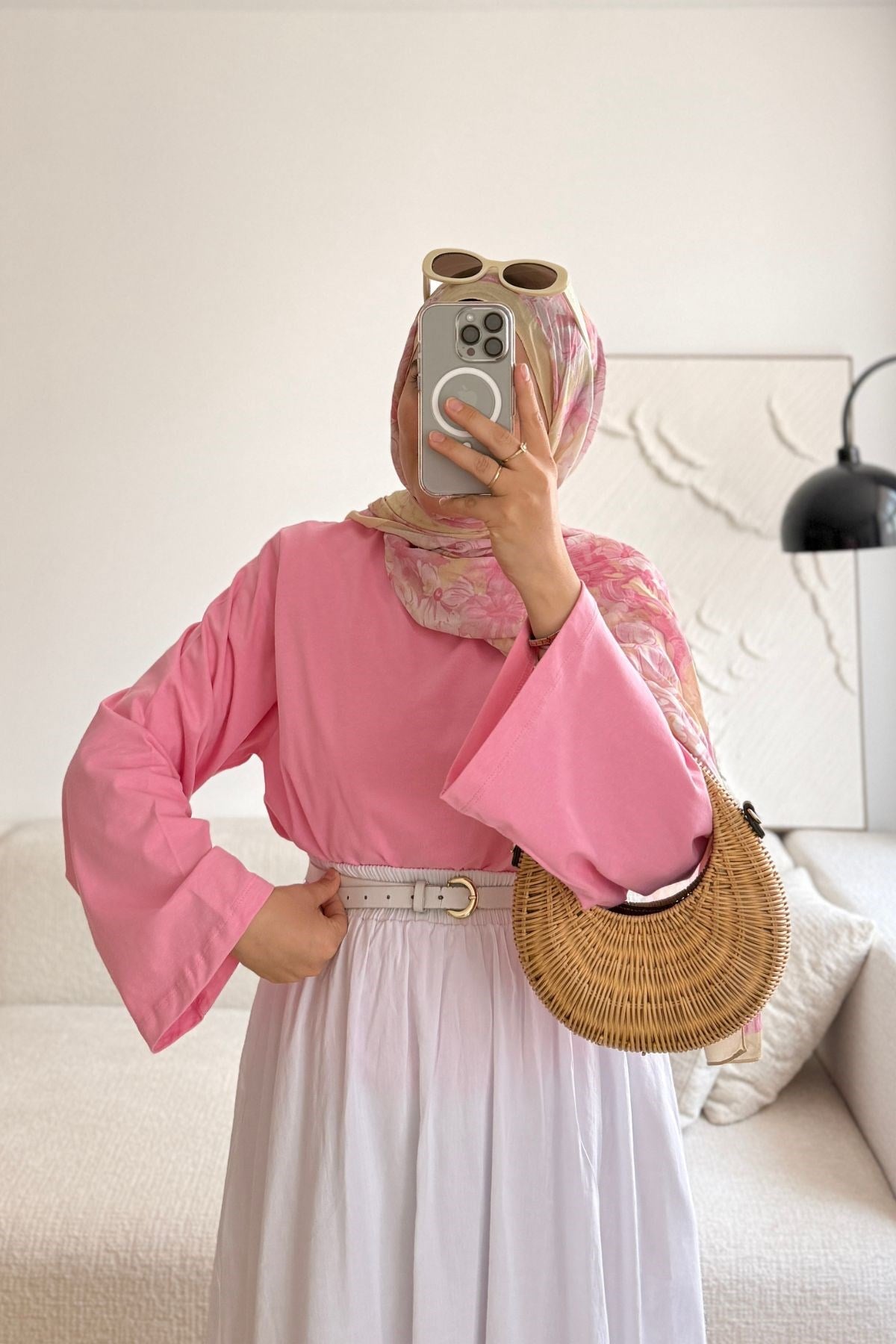 PEMBE PAMUKLU UZUN KOLLU TSHİRT