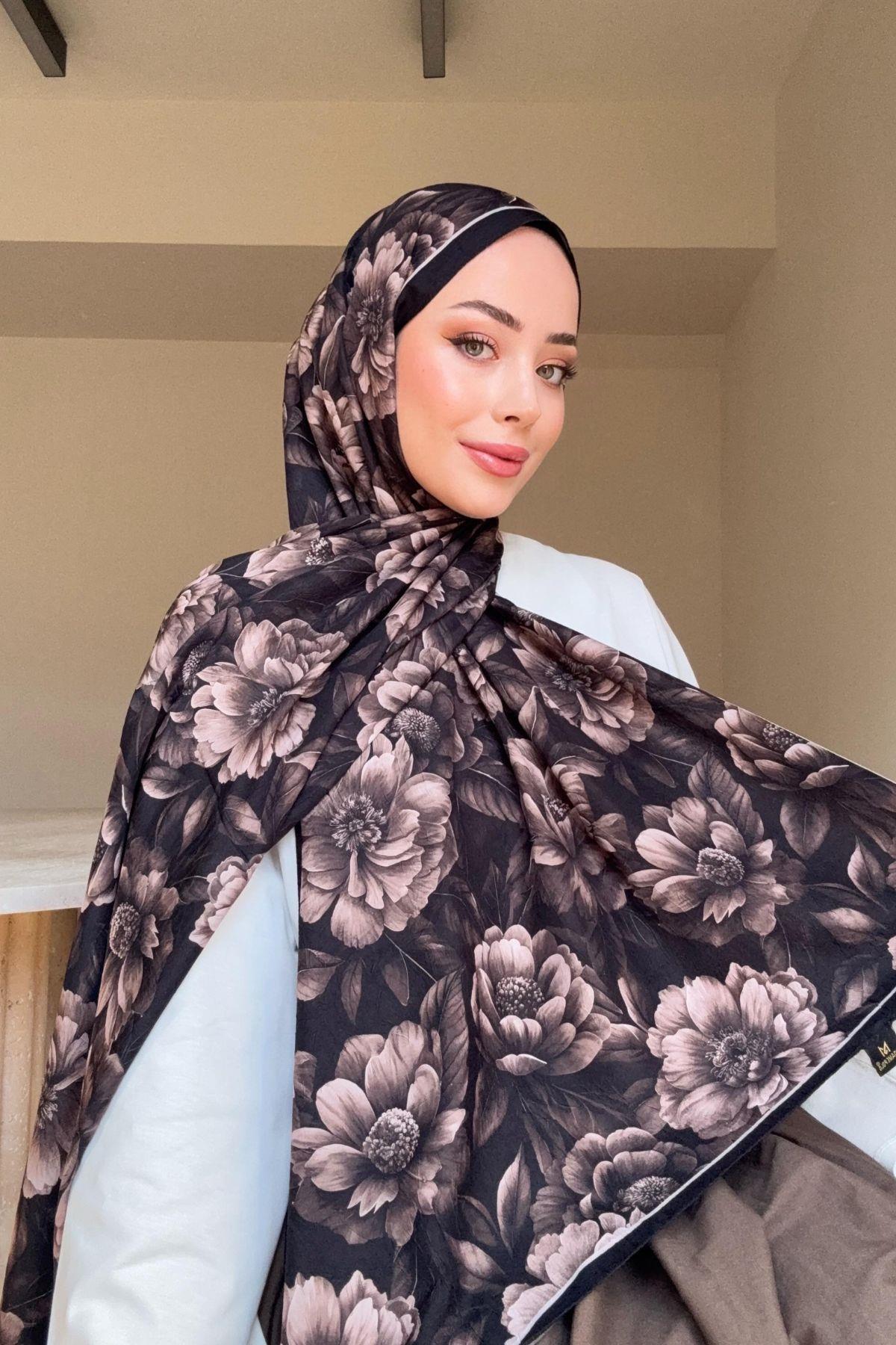 ROSE SİYAH ŞERİTLİ KAHVE ÇİÇEK DESENLİ ŞAL