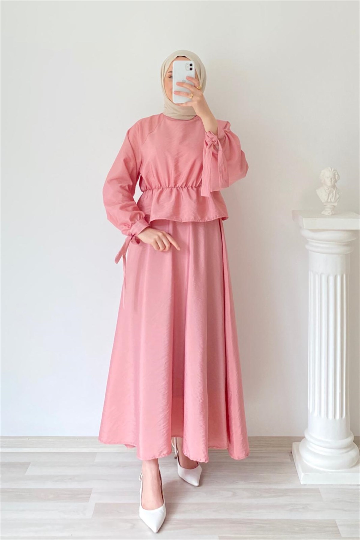 ŞEKER PEMBE ETEKLİ TAKIM