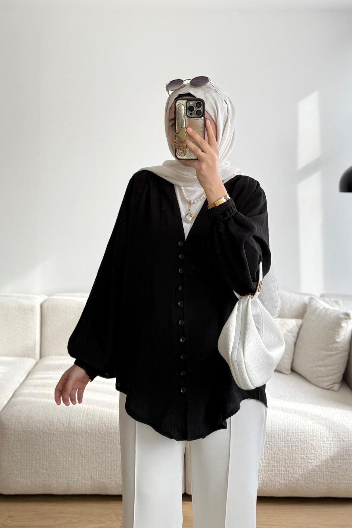 SİYAH BRİT DÜGMELİ GÖMLEK