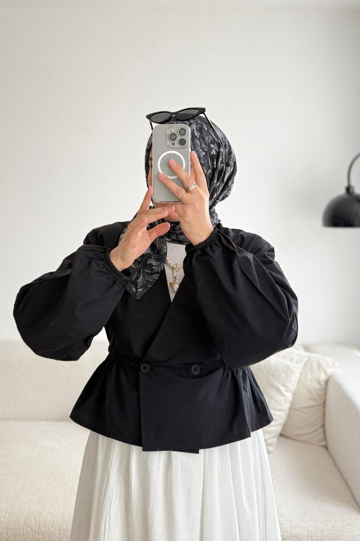 SİYAH POPLİN ÇİFT DÜĞMELİ KISA CEKET