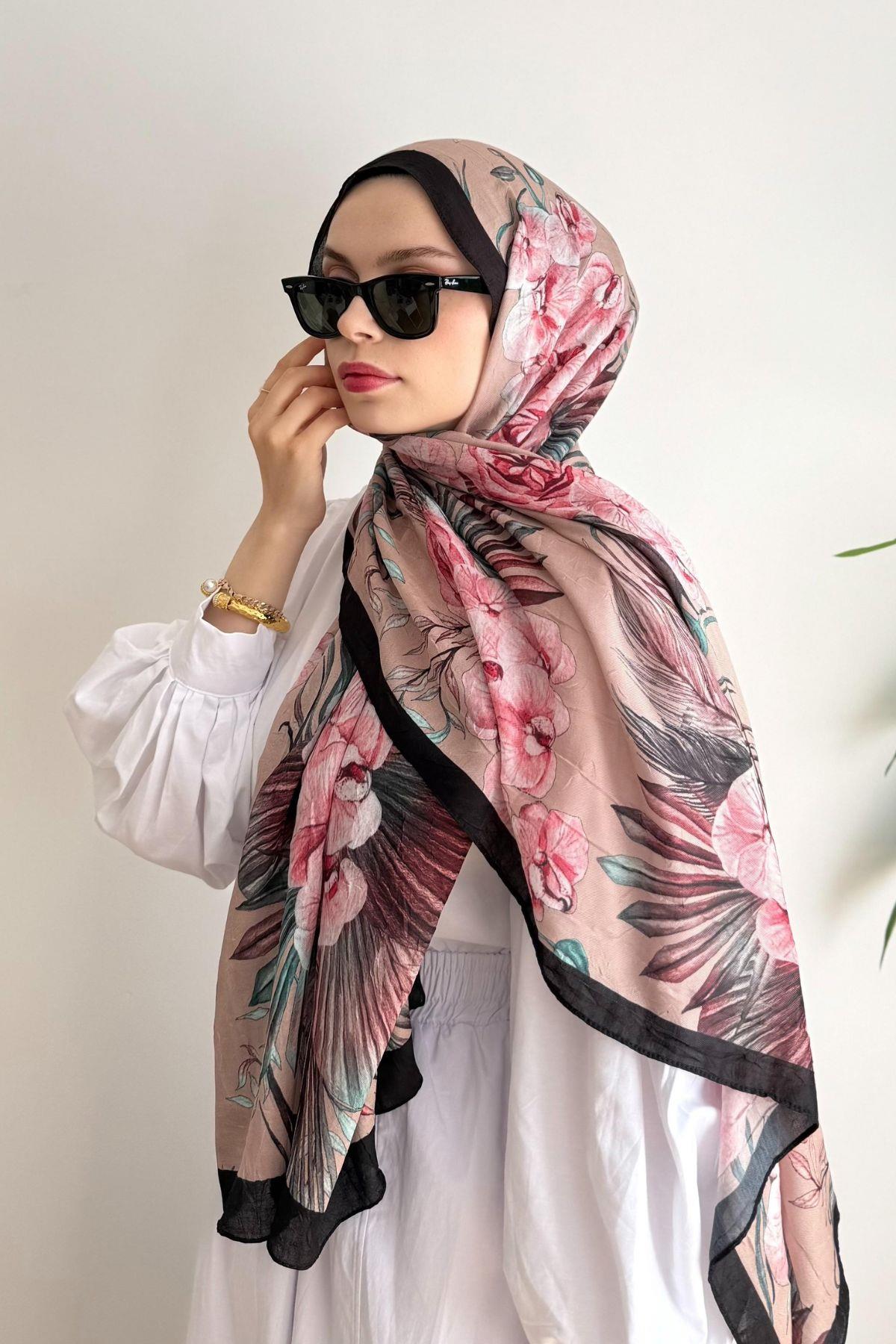 SİYAH ŞERİTLİ PEMBE ORKİDE ÇİÇEKLİ BAMBU ŞAL