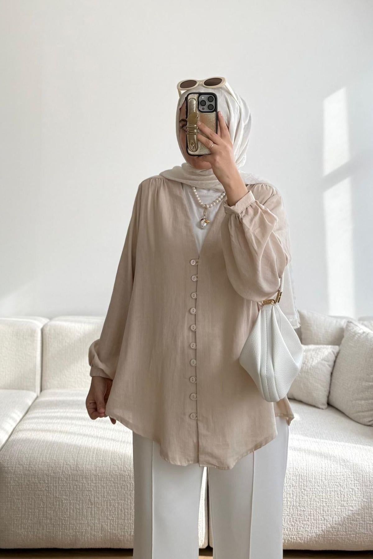 TAŞ BRİT DÜGMELİ GÖMLEK