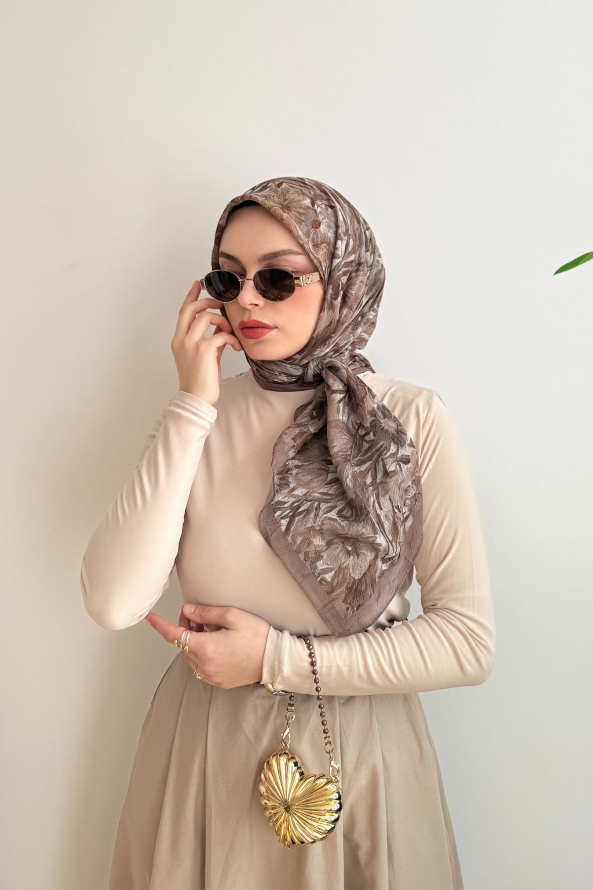 VİZON OPERA ÇİÇEK EŞARP