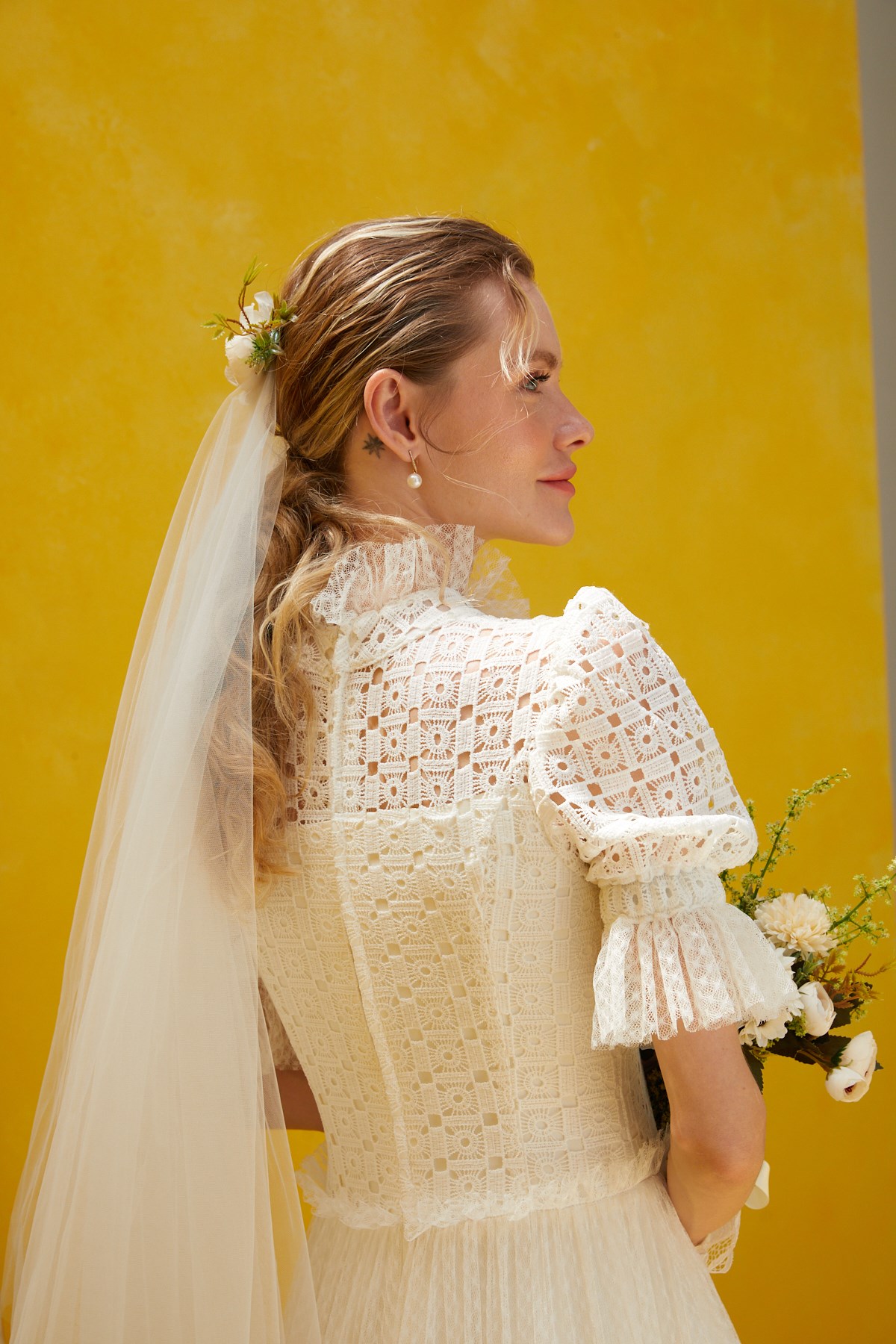 Çiçek Detaylı DuvakJAQAR