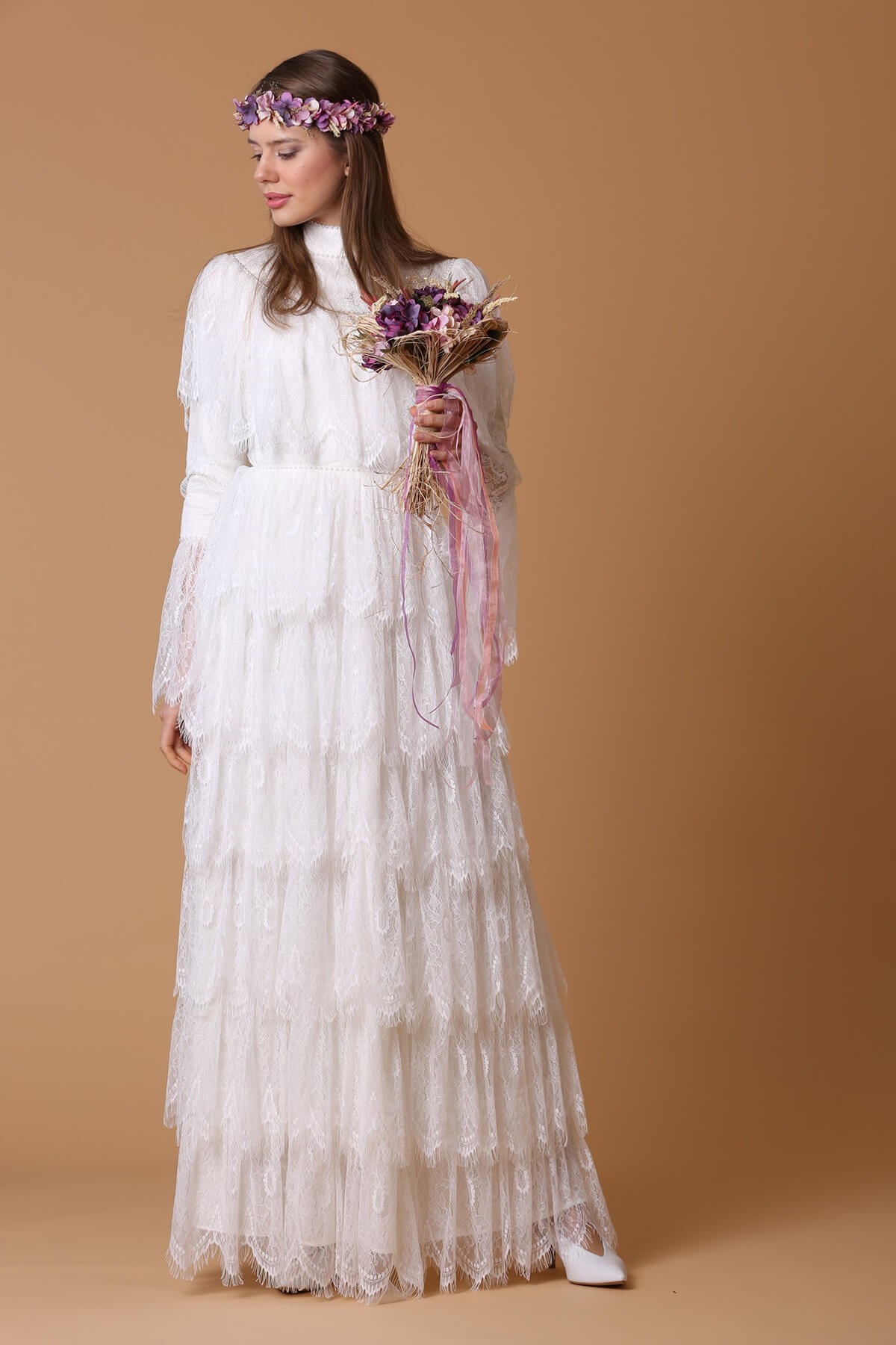 Dantel Katlı Gelinlik 