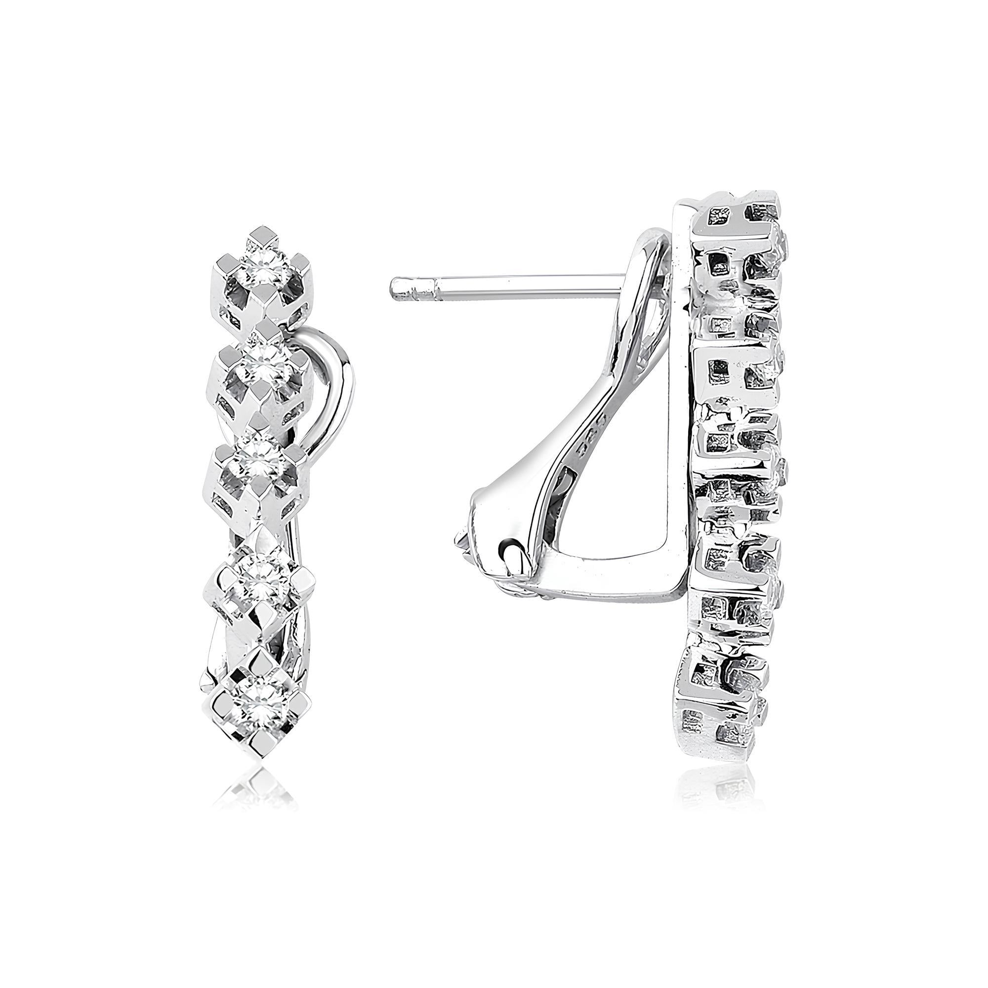 0.29 Karat Pırlanta Beştaş Tasarım Küpe