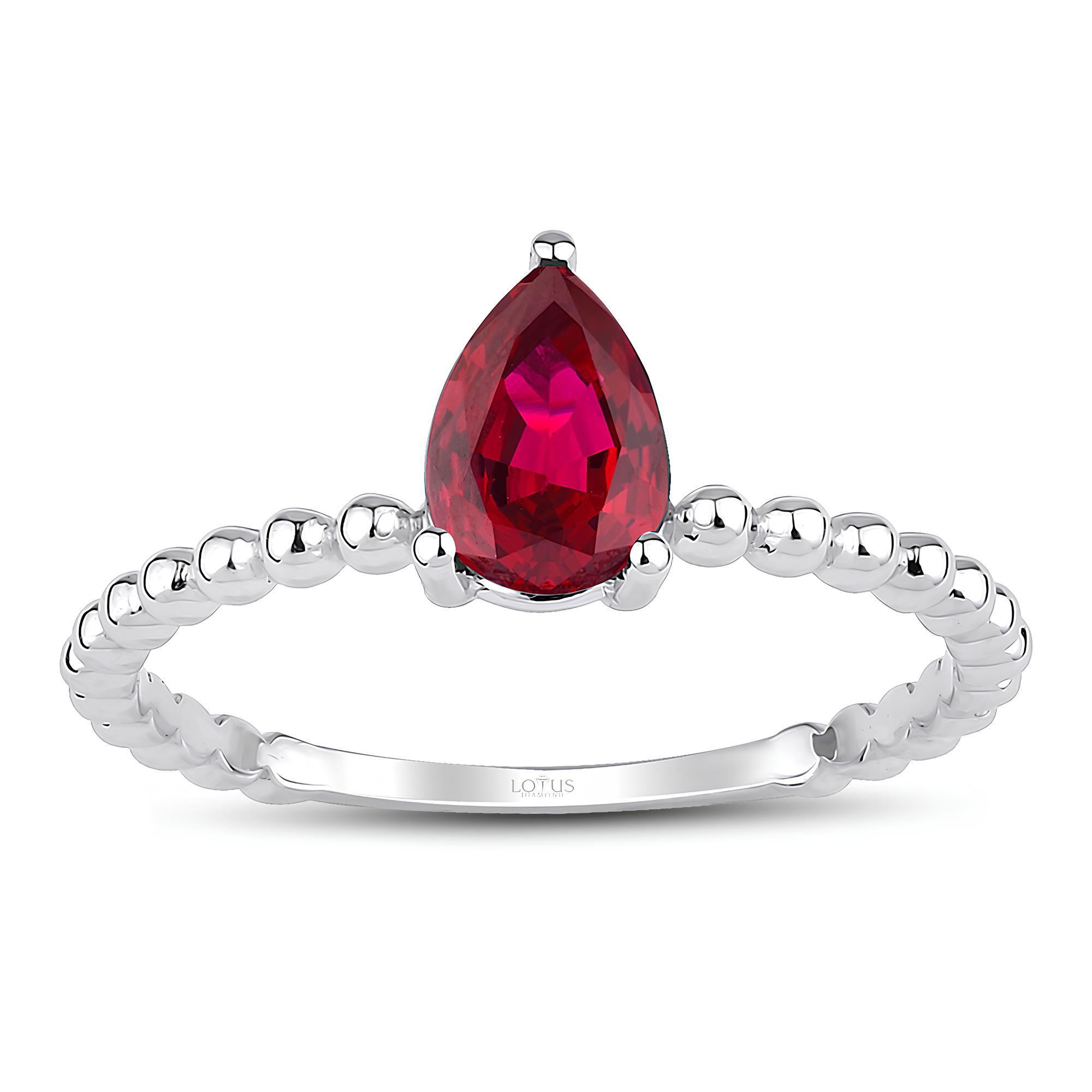 1.06 Karat Yakut Yüzük