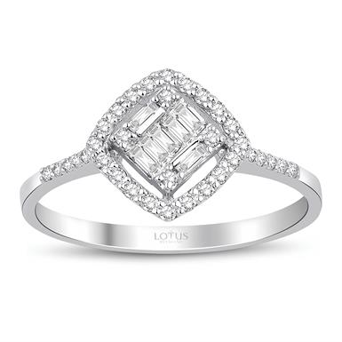 0.25 Karat Pırlanta Baget Yüzük