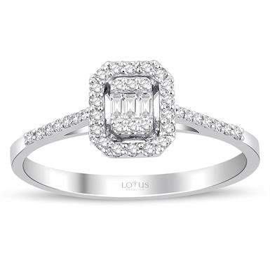 0.24 Karat Pırlanta Baget  Yüzük