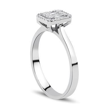 0.22 Karat Pırlanta Baget Yüzük