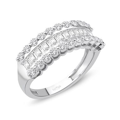 1.41 Karat Pırlanta Baget Yüzük